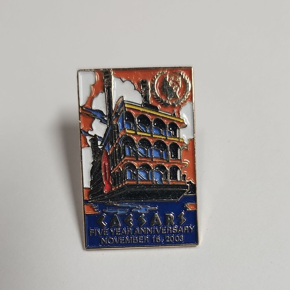 Vintageโ2003 Caesars Southern Indiana Casino Five Year Anniversary Lapel Pin